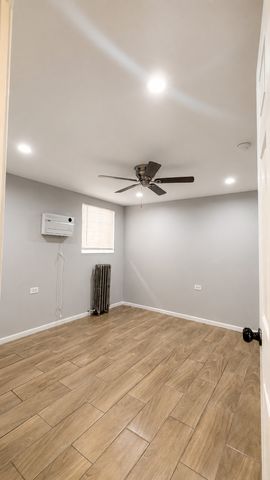 3005 W 55th Street, Chicago, IL 60632
