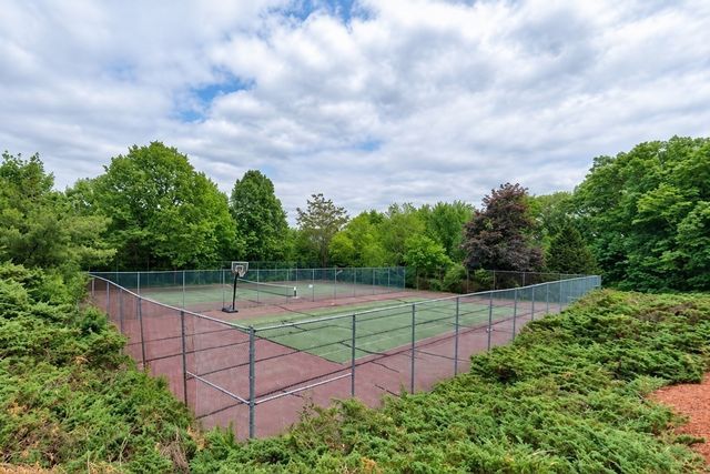 214 Morgan Dr 214, Haverhill, MA 01832