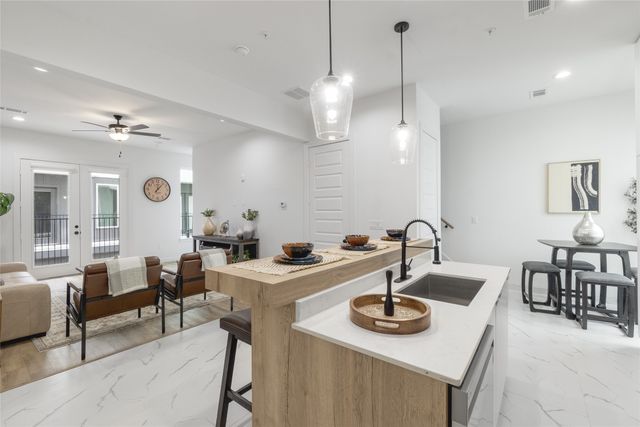 4314 Roseland Avenue 102, Dallas, TX 75204