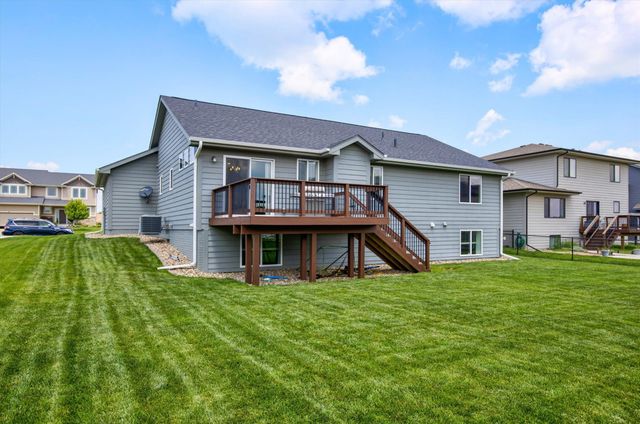 1300 NW 5th Street, Grimes, IA 50111