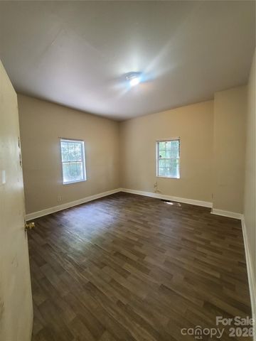 325 Goff Street, Charlotte, NC 28208