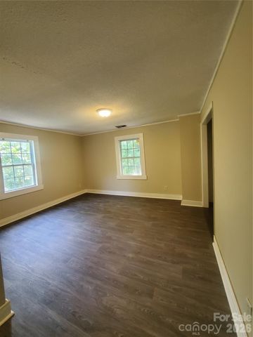 325 Goff Street, Charlotte, NC 28208