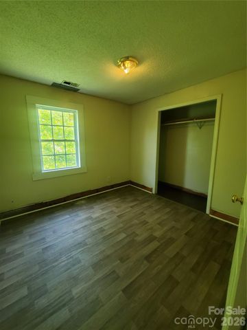 325 Goff Street, Charlotte, NC 28208