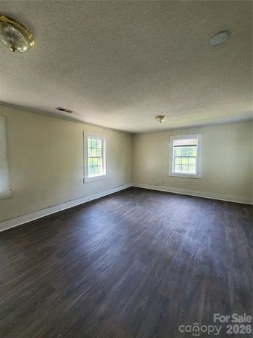 325 Goff Street, Charlotte, NC 28208
