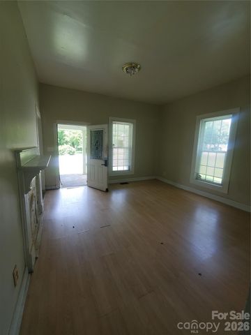 325 Goff Street, Charlotte, NC 28208