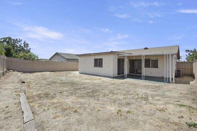 10625 Amantha Ave, San Diego, CA 92126