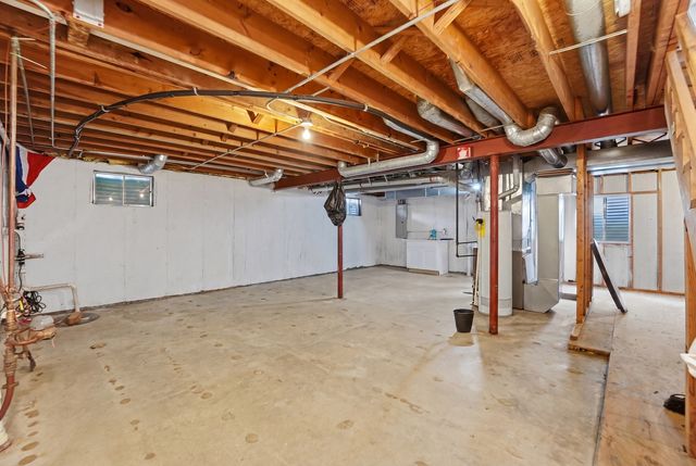 1133 Tewes Lane, Beach Park, IL 60099