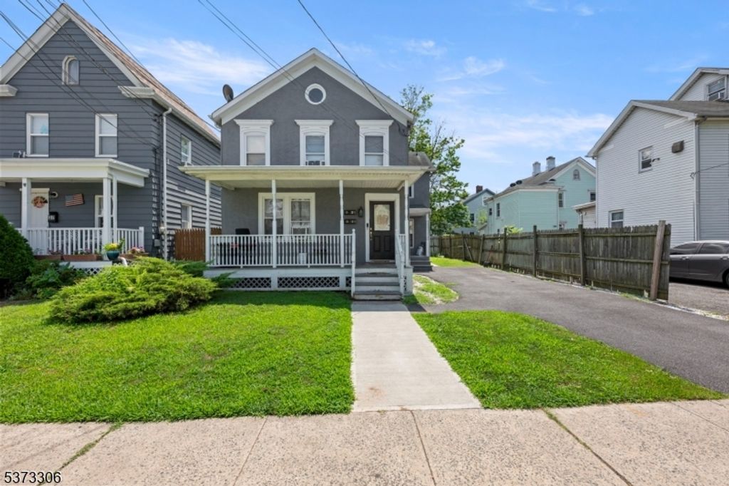 39 Lincoln Pl, North Plainfield Boro, NJ 07060