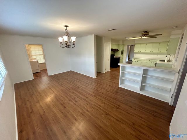 5623 Alta Dena Street, Huntsville, AL 35802