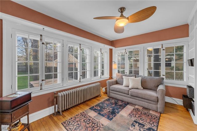 2874 Coleridge Road, Cleveland Heights, OH 44118