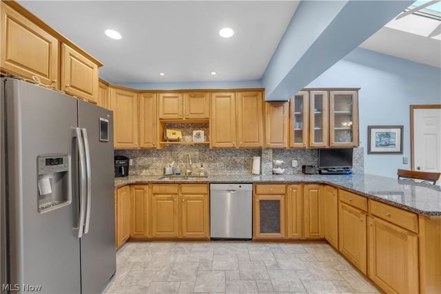 2874 Coleridge Road, Cleveland Heights, OH 44118
