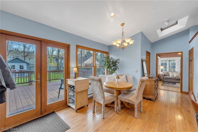 2874 Coleridge Road, Cleveland Heights, OH 44118