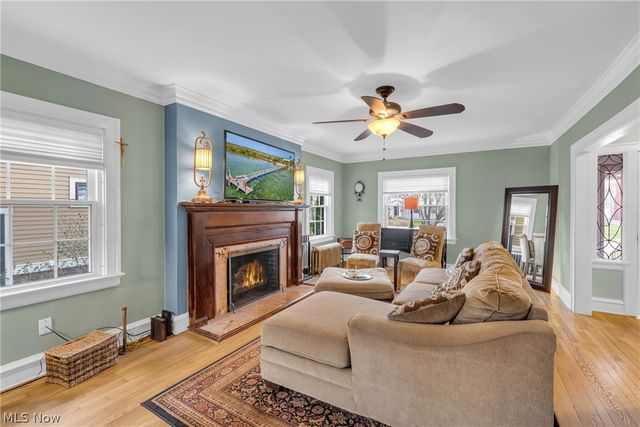 2874 Coleridge Road, Cleveland Heights, OH 44118