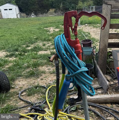 140 HUTTLE RD, Stephens City, VA 22655
