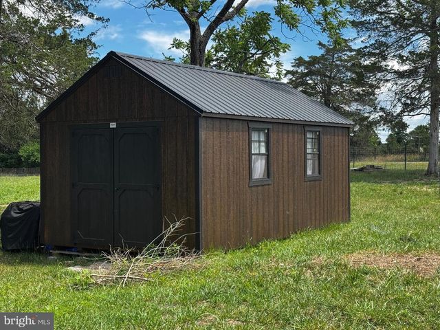 140 HUTTLE RD, Stephens City, VA 22655