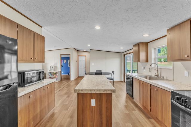 5303 Highway 413, Iva, SC 29655
