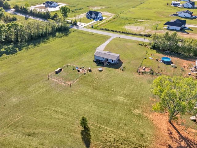 5303 Highway 413, Iva, SC 29655