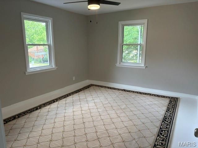 9113 Palmer Avenue, Overland, MO 63114