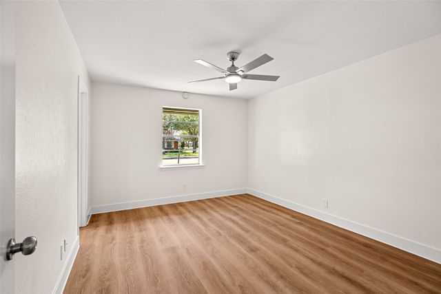 921 Bromwich Street, Garland, TX 75040