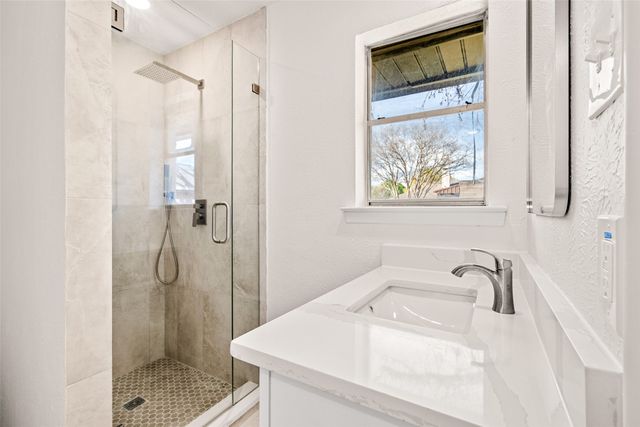 921 Bromwich Street, Garland, TX 75040