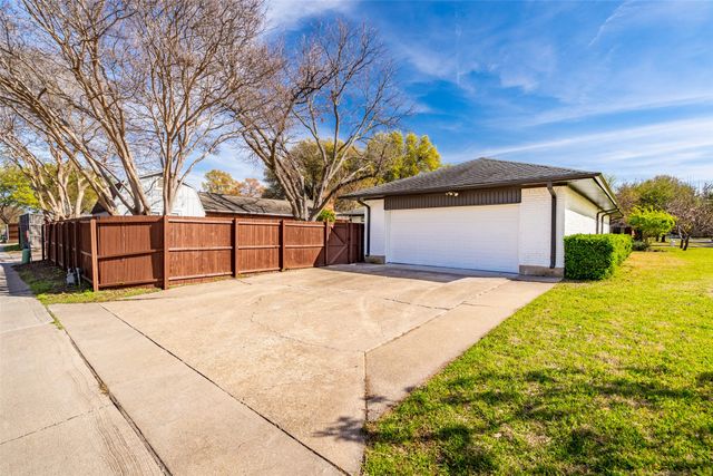 921 Bromwich Street, Garland, TX 75040