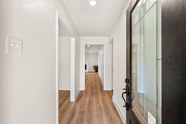 921 Bromwich Street, Garland, TX 75040