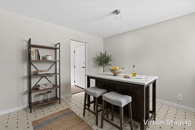 78 Sandhill Rd Apt 6, Essex, VT 05452