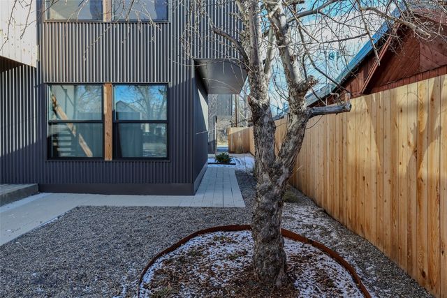 317 S D Street, Livingston, MT 59047