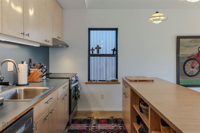 317 S D Street, Livingston, MT 59047