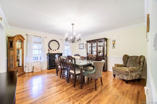 18 Windmill Court, Monroe, NY 10950