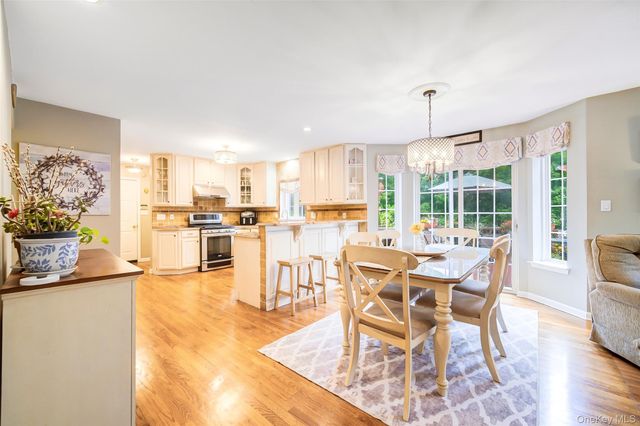 18 Windmill Court, Monroe, NY 10950