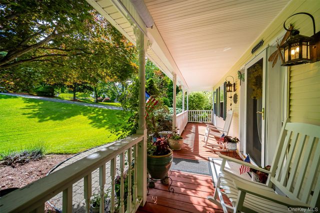 18 Windmill Court, Monroe, NY 10950