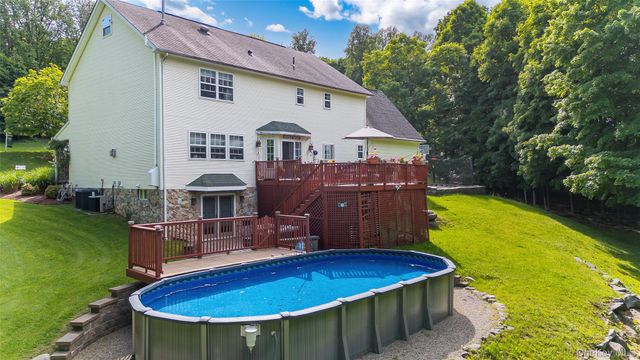 18 Windmill Court, Monroe, NY 10950