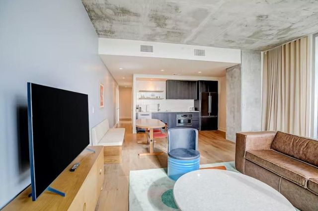 48 East Ave 1104, Austin, TX 78701
