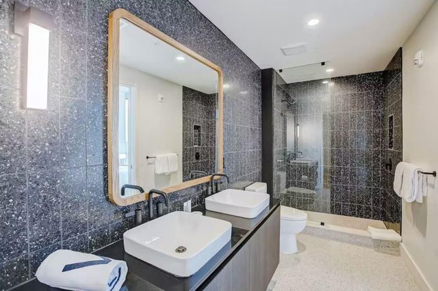 48 East Ave 1104, Austin, TX 78701