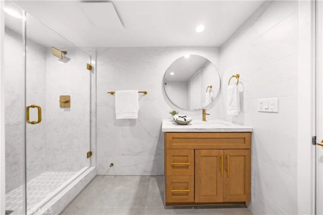 2427 Vista Nobleza, Newport Beach, CA 92660