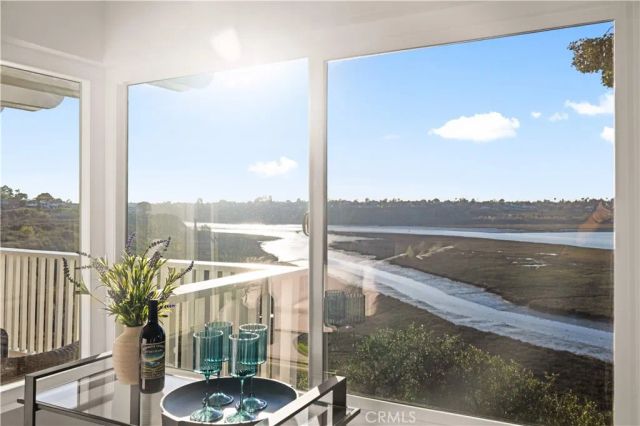 2427 Vista Nobleza, Newport Beach, CA 92660