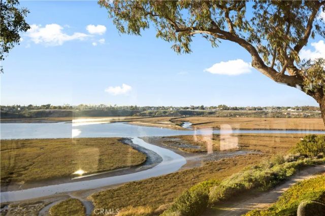 2427 Vista Nobleza, Newport Beach, CA 92660