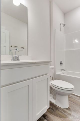 5845 Dove Nest Rd, Gulf Breeze, FL 32563