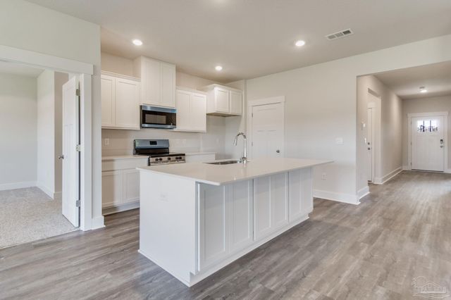 5845 Dove Nest Rd, Gulf Breeze, FL 32563