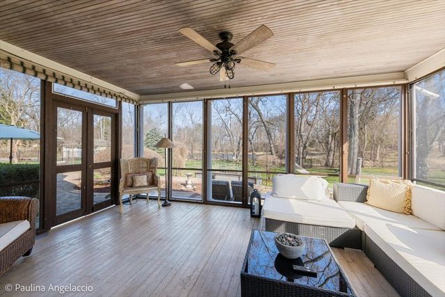 26048 W Cuba Road, Barrington, IL 60010