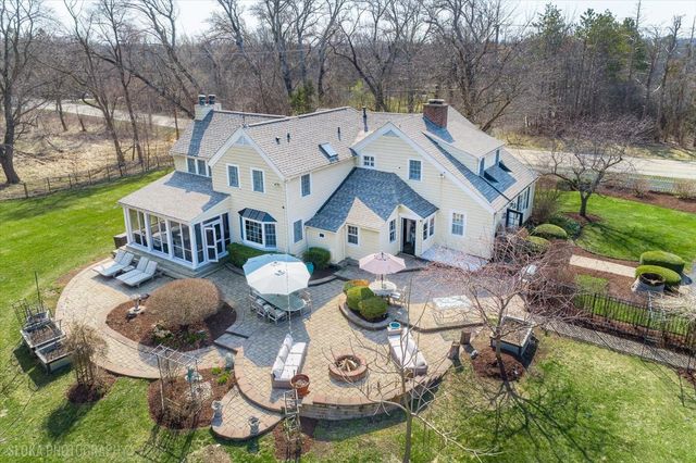 26048 W Cuba Road, Barrington, IL 60010