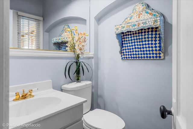 26048 W Cuba Road, Barrington, IL 60010