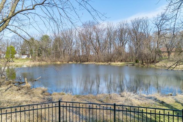 26048 W Cuba Road, Barrington, IL 60010