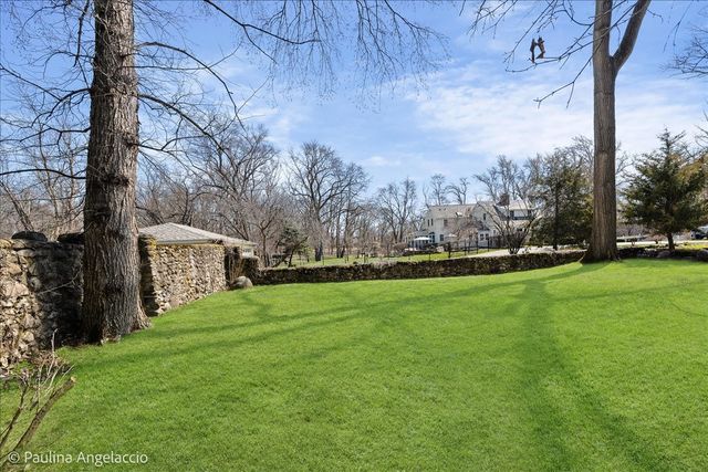 26048 W Cuba Road, Barrington, IL 60010