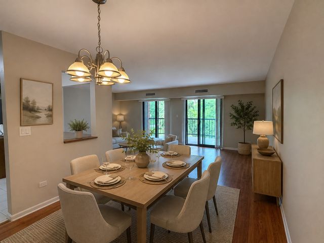 1415 E Central Road 318C, Arlington Heights, IL 60005
