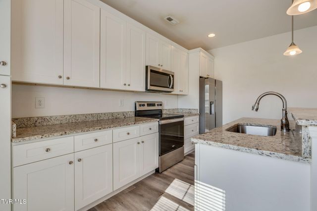 801 North North Street, Johnson City, TN 37604