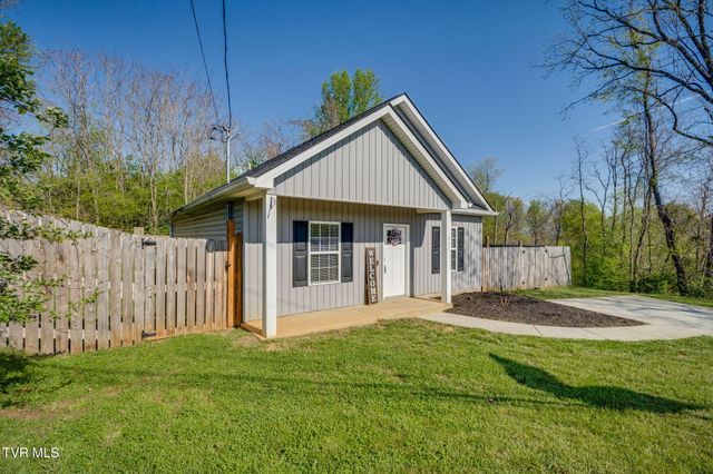 801 North North Street, Johnson City, TN 37604