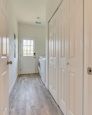 801 North North Street, Johnson City, TN 37604