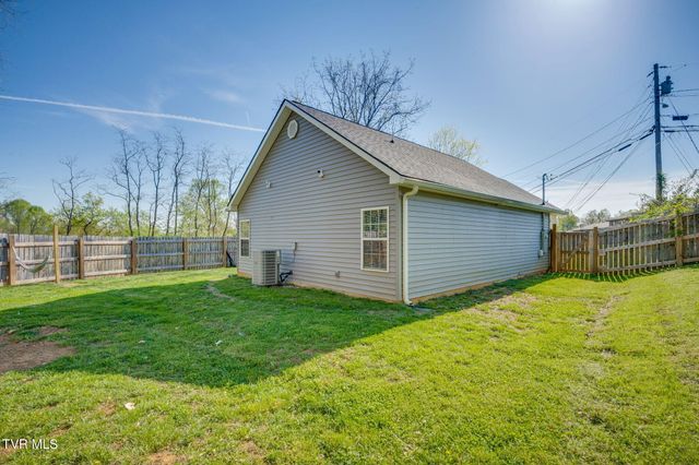 801 North North Street, Johnson City, TN 37604